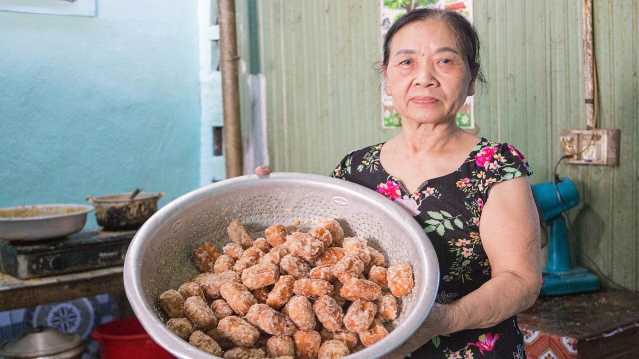 bánh rán bà tập