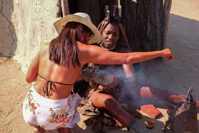 Bộ tộc Himba tắm khô