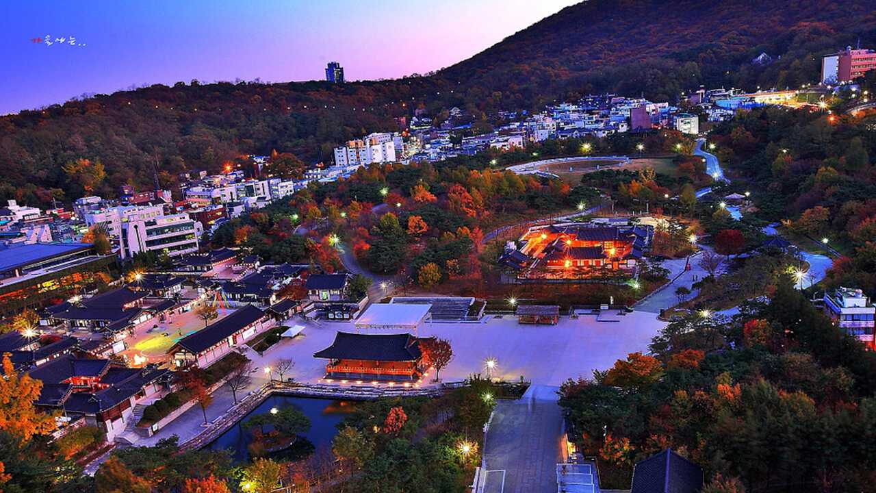 Làng cổ Namsan Hanok ở Seoul